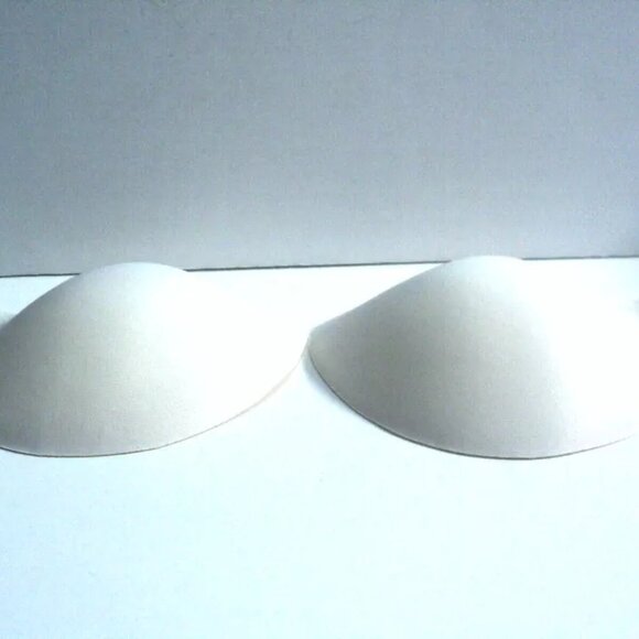 Dritz Solid Molded Bra Cups 1 Pair Fits C/D Cup Cream Swimwear, Formal Wear NEW - Picture 3 of 4